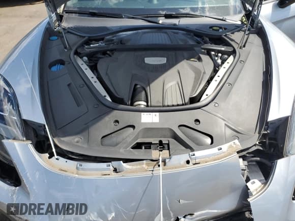 ✅ 2019 Porsche Panamera • VIN: WP0AA2A77KL100266 • Lot: 71302635. Listed on Copart with 69,129 mi. Free auction sales archive from the USA and detailed vehicle history report at DreamBid. Image 11.