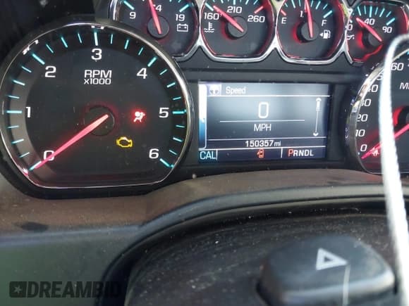 ✅ 2017 Chevrolet Silverado 1500 LT • VIN: 1GCRCREH2HZ344194 • Lot: 41034154. Wystawiony na IAAI z przebiegiem 150 357 mil. Bezpłatny archiwum sprzedaży aukcyjnych z USA i szczegółowy raport historii pojazdu na DreamBid. Zdjęcie 15.