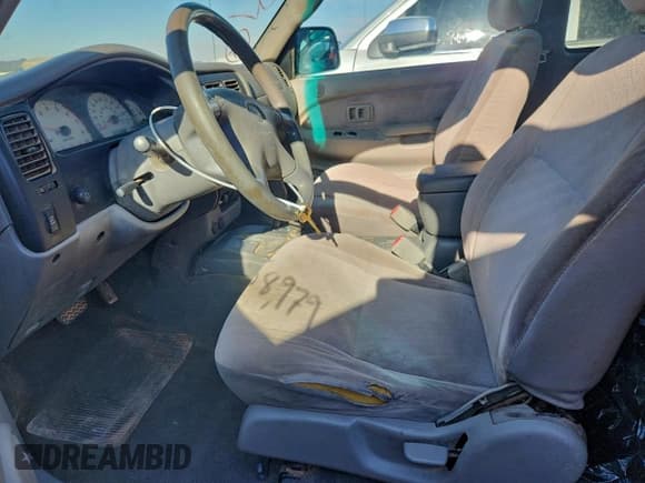 ✅ 2001 Toyota Tacoma • VIN: 5TEWN72N41Z733408 • Лот: 90632625. Опубликован ранее на Copart с пробегом 258 979 миль. Бесплатный доступ к архиву аукционных продаж из США и подробный отчёт об истории автомобиля на DreamBid. Изображение 7.