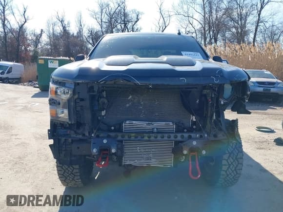 ✅ 2023 Chevrolet Silverado 1500 Custom Trail Boss • VIN: 3GCPDCEK2PG137008 • Lot: 41492242. Wystawiony na IAAI z przebiegiem 13 264 mil. Bezpłatny archiwum sprzedaży aukcyjnych z USA i szczegółowy raport historii pojazdu na DreamBid. Zdjęcie 13.