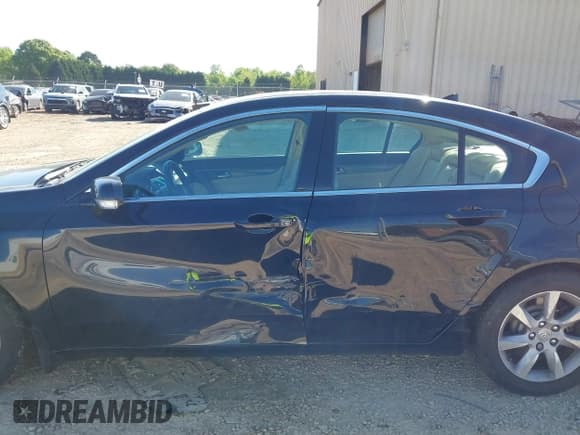 ✅ 2014 Acura TL Technology • VIN: 19UUA8F58EA004641 • Лот: 42061148. Опубликован ранее на IAAI с пробегом 71 003 миль. Бесплатный доступ к архиву аукционных продаж из США и подробный отчёт об истории автомобиля на DreamBid. Изображение 14.