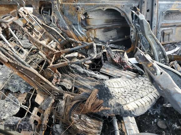 2024 Hyundai Santa Fe XRT с VIN 5NMP3DGL9RH006714, выставлен на аукционе Copart как лот 82454564 с пробегом Не указан миль и Списание • Salvage title. История ставок и продаж доступна на DreamBid. Изображение 11.