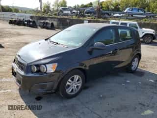 ✅ 2016 Chevrolet Sonic LT • VIN: 1G1JC6SG6G4158962 • Лот: 70795694. Размещён на Copart с пробегом 16 782 миль миль. Получите бесплатный доступ к архиву аукционных продаж из США и посмотрите подробный отчёт об истории автомобиля на DreamBid. Изображение 1.