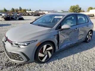 ✅ 2024 Volkswagen Golf GTI S • VIN: WVWGA7CD8RW132078 • Лот: 71666954. Опубликован ранее на Copart с пробегом 6 690 миль. Бесплатный доступ к архиву аукционных продаж из США и подробный отчёт об истории автомобиля на DreamBid. Изображение 1.