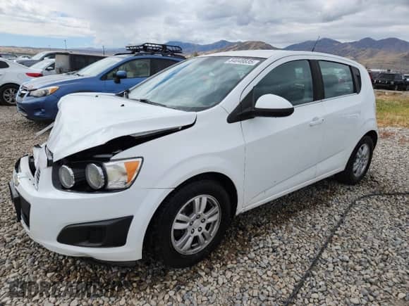 2013 Chevrolet Sonic LT с VIN 1G1JC6SH2D4110993, выставлен на аукционе Copart как лот 84048835 с пробегом 117 719 миль миль и Списание • Salvage title. История ставок и продаж доступна на DreamBid. Изображение 1.