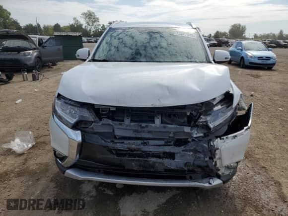 2018 Mitsubishi Outlander ES z VIN JA4AZ3A36JZ050591, wystawiony jako Copart lot #72047945 z przebiegiem 85 199 mil mil oraz Szkoda całkowita • Salvage title. Historia ofert i sprzedaży dostępna na DreamBid. Obrazek 5.