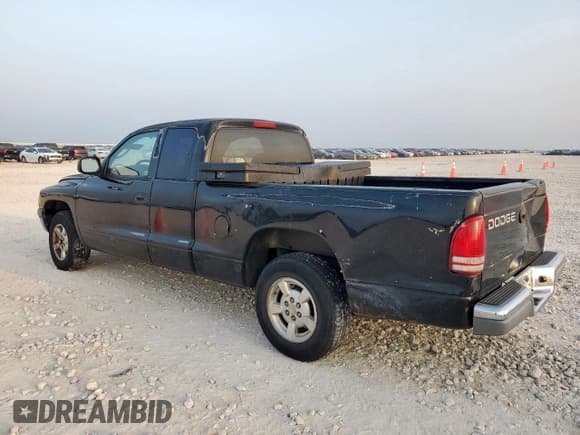 ✅ 2001 Dodge Dakota • VIN: 1B7GL22X01S328598 • Lot: 57521505. Wystawiony na Copart z przebiegiem 207 173 mil. Bezpłatny archiwum sprzedaży aukcyjnych z USA i szczegółowy raport historii pojazdu na DreamBid. Zdjęcie 2.