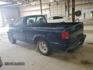 ✅ 2000 Chevrolet S-10 • VIN: 1GCCS1446YK182247 • Лот: 51685485. Опубликован ранее на Copart с пробегом 120 044 миль. Бесплатный доступ к архиву аукционных продаж из США и подробный отчёт об истории автомобиля на DreamBid. Изображение 2.