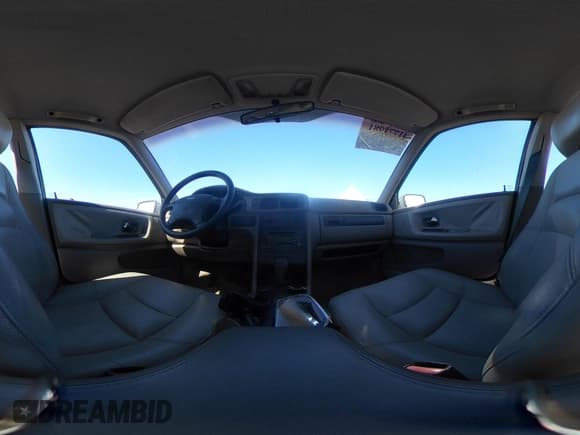 ✅ 1999 Volvo S70 • VIN: YV1LS55A3X1579831 • Лот: 41771981. Опубликован ранее на IAAI с пробегом 98 079 миль. Бесплатный доступ к архиву аукционных продаж из США и подробный отчёт об истории автомобиля на DreamBid. Изображение 18.