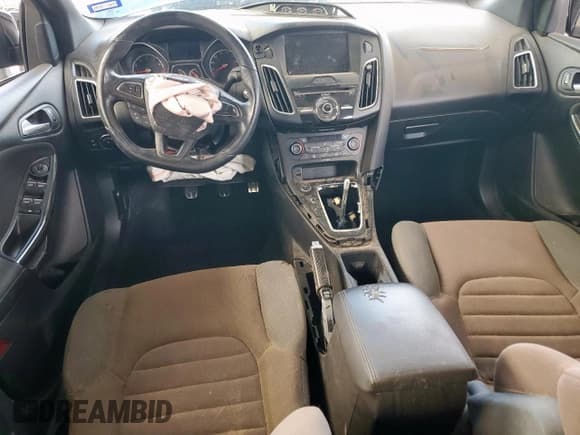 ✅ 2016 Ford Focus ST • VIN: 1FADP3L97GL253145 • Лот: 80336935. Опубликован ранее на Copart с пробегом Не указан. Бесплатный доступ к архиву аукционных продаж из США и подробный отчёт об истории автомобиля на DreamBid. Изображение 8.