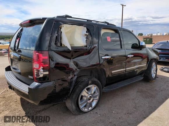 2009 Chevrolet Tahoe LTZ с VIN 1GNFC33019R141531, выставлен на аукционе Copart как лот 64512675 с пробегом Не указан миль и Списание • Salvage title. История ставок и продаж доступна на DreamBid. Изображение 3.