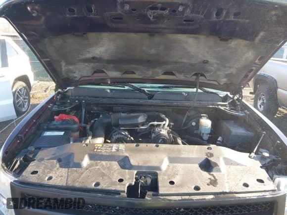 2008 Chevrolet Silverado 1500 Work Truck with VIN 1GCEC19X28Z217379, listed as a IAAI auction lot 41752690 with 325,103 mi miles and . Bid and sale history available at DreamBid. Image 10.