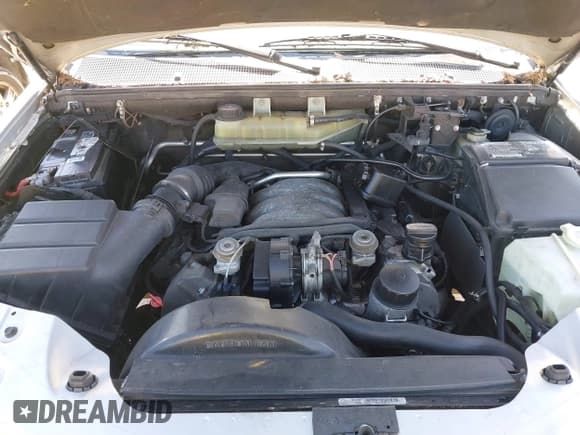 ✅ 2002 Mercedes-Benz M 320/430/500 • VIN: 4JGAB54E52A297812 • Lot: 41789452. Listed on IAAI with 201,467 mi. Free auction sales archive from the USA and detailed vehicle history report at DreamBid. Image 10.