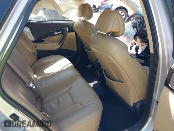 ✅ 2013 Hyundai Azera • VIN: KMHFH4JG5DA270875 • Lot: 41984735. Wystawiony na IAAI z przebiegiem Nie podano. Bezpłatny archiwum sprzedaży aukcyjnych z USA i szczegółowy raport historii pojazdu na DreamBid. Zdjęcie 8.