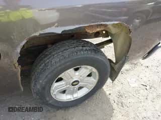 2008 Chevrolet Silverado 1500 1LT with VIN 2GCEK13J781330289, listed as a IAAI auction lot 43349402 with 168,004 mi miles and . Bid and sale history available at DreamBid. Image 6.