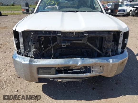 ✅ 2018 Chevrolet Silverado 2500HD Work Truck • VIN: 1GC1KUEG2JF111739 • Lot: 43212934. Listed on IAAI with Not provided. Free auction sales archive from the USA and detailed vehicle history report at DreamBid. Image 6.