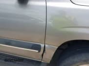 ✅ 2003 Chevrolet Suburban LS • VIN: 3GNEC16Z93G291596 • Лот: 42635227. Опубликован ранее на IAAI с пробегом 198 645 миль. Бесплатный доступ к архиву аукционных продаж из США и подробный отчёт об истории автомобиля на DreamBid. Изображение 13.