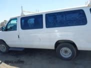 ✅ 2012 Ford Econoline Passenger XL • VIN: 1FBSS3BL3CDB17262 • Lot: 42311561. Wystawiony na IAAI z przebiegiem 165 736 mil. Bezpłatny archiwum sprzedaży aukcyjnych z USA i szczegółowy raport historii pojazdu na DreamBid. Zdjęcie 13.