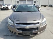 ✅ 2012 Chevrolet Malibu 1LT • VIN: 1G1ZC5E03CF322341 • Lot: 80449205. Wystawiony na Copart z przebiegiem 165 181 mil. Bezpłatny archiwum sprzedaży aukcyjnych z USA i szczegółowy raport historii pojazdu na DreamBid. Zdjęcie 5.