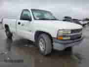 2002 Chevrolet Silverado 1500 z VIN 1GCEC14W12Z185739, wystawiony jako Copart lot #71419234 z przebiegiem 131 034 mil mil oraz Czysty tytuł • Clean title. Historia ofert i sprzedaży dostępna na DreamBid. Obrazek 4.