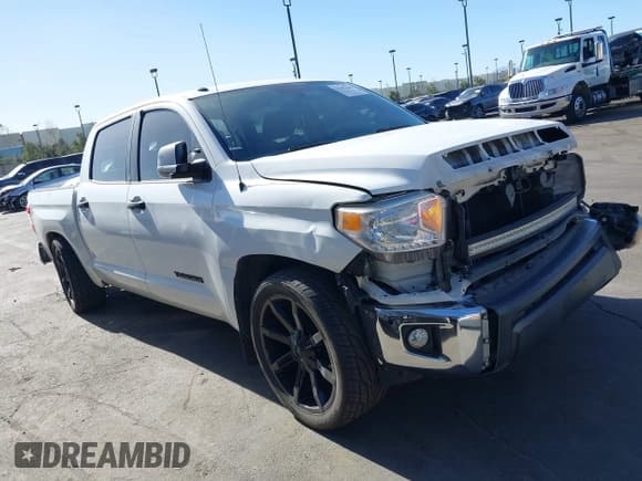 ✅ 2016 Toyota Tundra SR5 • VIN: 5TFEM5F15GX105819 • Lot: 41297645. Listed on IAAI with 85,550 mi. Free auction sales archive from the USA and detailed vehicle history report at DreamBid. Image 14.
