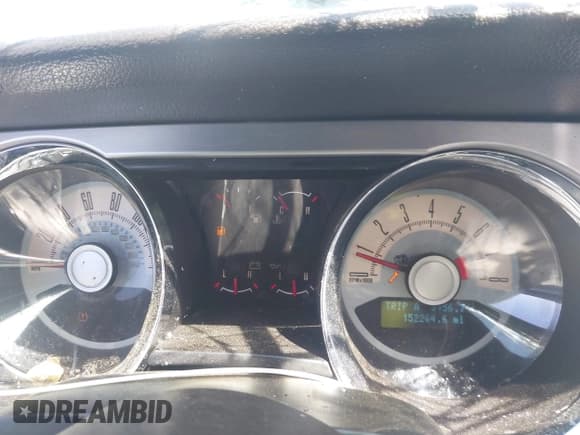 ✅ 2010 Ford Mustang GT • VIN: 1ZVBP8CH0A5145710 • Lot: 42118538. Listed on IAAI with 152,264 mi. Free auction sales archive from the USA and detailed vehicle history report at DreamBid. Image 16.