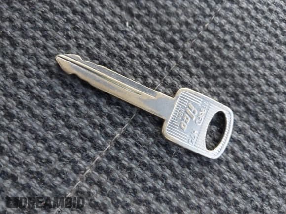 ✅ 1997 Ford F-250 • VIN: 3FTHF26H1VMA23902 • Лот: 41035336. Опубликован ранее на IAAI с пробегом 143 243 миль. Бесплатный доступ к архиву аукционных продаж из США и подробный отчёт об истории автомобиля на DreamBid. Изображение 11.