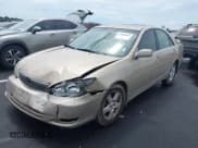 ✅ 2002 Toyota Camry XLE • VIN: 4T1BF30K92U015971 • Lot: 42988086. Listed on IAAI with 284,511 mi. Free auction sales archive from the USA and detailed vehicle history report at DreamBid. Image 2.