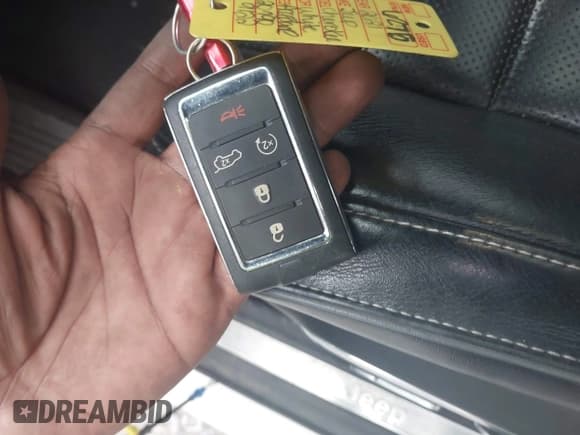 ✅ 2021 Jeep Grand Cherokee Overland • VIN: 1C4RJKDG6M8120190 • Лот: 43414728. Опубликован ранее на IAAI с пробегом 66 646 миль. Бесплатный доступ к архиву аукционных продаж из США и подробный отчёт об истории автомобиля на DreamBid. Изображение 11.