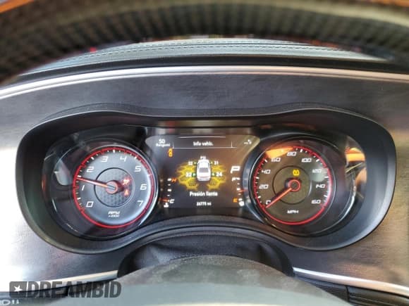 ✅ 2019 Dodge Charger R/T • VIN: 2C3CDXCT5KH623973 • Лот: 85764295. Опубликован ранее на Copart с пробегом 26 775 миль. Бесплатный доступ к архиву аукционных продаж из США и подробный отчёт об истории автомобиля на DreamBid. Изображение 9.