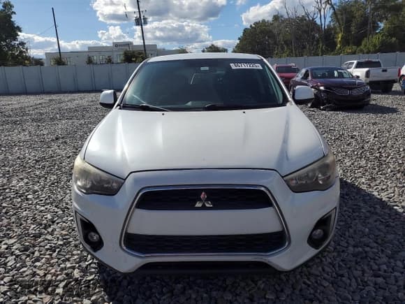 ✅ 2015 Mitsubishi Outlander SE • VIN: 4A4AR4AUXFE039928 • Lot: 86717225. Listed on Copart with 95,259 mi. Free auction sales archive from the USA and detailed vehicle history report at DreamBid. Image 5.
