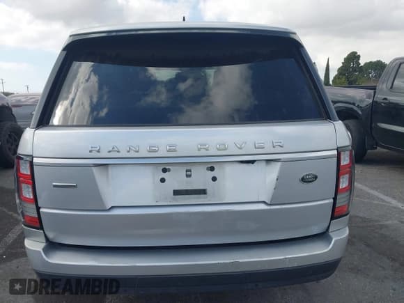 ✅ 2016 Land Rover Range Rover Supercharged • VIN: SALGS3EF2GA258525 • Лот: 41506358. Опубликован ранее на IAAI с пробегом 81 868 миль. Бесплатный доступ к архиву аукционных продаж из США и подробный отчёт об истории автомобиля на DreamBid. Изображение 16.