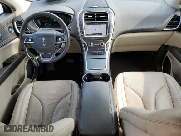 ✅ 2020 Lincoln Nautilus Reserve • VIN: 2LMPJ8KP1LBL16367 • Lot: 67376135. Wystawiony na Copart z przebiegiem 81 428 mil. Bezpłatny archiwum sprzedaży aukcyjnych z USA i szczegółowy raport historii pojazdu na DreamBid. Zdjęcie 8.