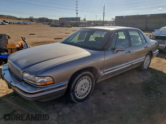 ✅ 1995 Buick Park Avenue Ultra • VIN: 1G4CU521XSH616325 • Lot: 94570395. Listed on Copart with 84,199 mi. Free auction sales archive from the USA and detailed vehicle history report at DreamBid. Image 1.