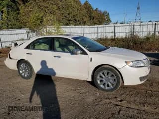 ✅ 2012 Lincoln MKZ • VIN: 3LNHL2GCXCR807728 • Lot: 85386495. Wystawiony na Copart z przebiegiem 111 152 mil. Bezpłatny archiwum sprzedaży aukcyjnych z USA i szczegółowy raport historii pojazdu na DreamBid. Zdjęcie 4.