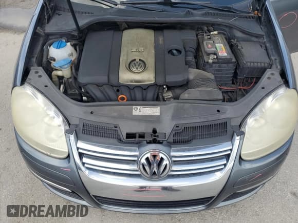 ✅ 2009 Volkswagen Jetta SE • VIN: 3VWRZ71K59M162283 • Lot: 60397055. Listed on Copart with 204,004 mi. Free auction sales archive from the USA and detailed vehicle history report at DreamBid. Image 11.