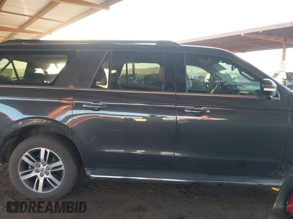 ✅ 2023 Ford Expedition Max XLT • VIN: 1FMJK1J88PEA66202 • Лот: 43617519. Опубликован ранее на IAAI с пробегом 25 376 миль. Бесплатный доступ к архиву аукционных продаж из США и подробный отчёт об истории автомобиля на DreamBid. Изображение 14.