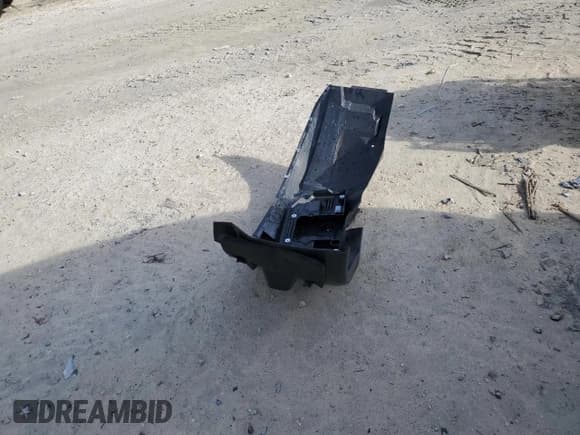 ✅ 2024 Ram 2500 Laramie • VIN: 3C6UR5FL0RG355174 • Lot: 82612145. Listed on Copart with 22,099 mi. Free auction sales archive from the USA and detailed vehicle history report at DreamBid. Image 12.