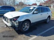 ✅ 2013 Subaru Outback Limited • VIN: 4S4BRDSC3D2285988 • Лот: 43629900. Опубликован ранее на IAAI с пробегом 143 488 миль. Бесплатный доступ к архиву аукционных продаж из США и подробный отчёт об истории автомобиля на DreamBid. Изображение 2.