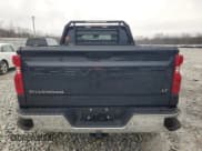 ✅ 2022 Chevrolet Silverado 1500 • VIN: 1GCVDDET3NZ584353 • Лот: 46906355. Опубликован ранее на Copart с пробегом 7 937 миль. Бесплатный доступ к архиву аукционных продаж из США и подробный отчёт об истории автомобиля на DreamBid. Изображение 6.