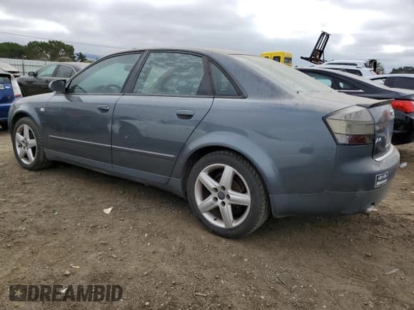 ✅ 2004 Audi A4 1.8T • VIN: WAUJC68E44A063145 • Лот: 72997694. Опубликован ранее на Copart с пробегом 216 054 миль. Бесплатный доступ к архиву аукционных продаж из США и подробный отчёт об истории автомобиля на DreamBid. Изображение 2.