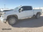 ✅ 2023 Chevrolet Silverado 2500HD LT • VIN: 2GC1YNEY5P1720370 • Лот: 49666285. Опубликован ранее на Copart с пробегом 46 416 миль. Бесплатный доступ к архиву аукционных продаж из США и подробный отчёт об истории автомобиля на DreamBid. Изображение 1.