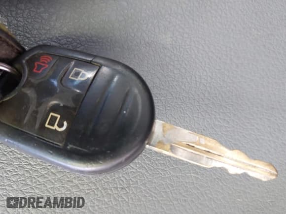 ✅ 2013 Ford F-350 Platinum • VIN: 1FT7W3B64DEB09618 • Lot: 42806171. Listed on IAAI with 475,305 mi. Free auction sales archive from the USA and detailed vehicle history report at DreamBid. Image 11.