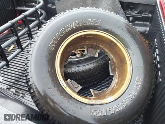 ✅ 2005 Nissan Frontier LE • VIN: 1N6AD06W55C433921 • Lot: 42263626. Listed on IAAI with 107,404 mi. Free auction sales archive from the USA and detailed vehicle history report at DreamBid. Image 12.