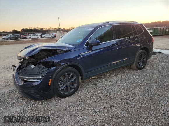 ✅ 2022 Volkswagen Tiguan SE • VIN: 3VV3B7AX7NM149426 • Lot: 92098105. Wystawiony na Copart z przebiegiem 61 090 mil. Bezpłatny archiwum sprzedaży aukcyjnych z USA i szczegółowy raport historii pojazdu na DreamBid. Zdjęcie 1.