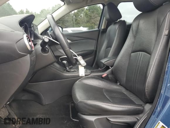 ✅ 2019 Mazda CX-3 Grand Touring • VIN: JM1DKDD7XK1441979 • Лот: 85136685. Опубликован ранее на Copart с пробегом 104 443 миль. Бесплатный доступ к архиву аукционных продаж из США и подробный отчёт об истории автомобиля на DreamBid. Изображение 7.