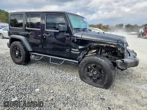 ✅ 2017 Jeep Wrangler Unlimited Sport • VIN: 1C4BJWDG8HL730815 • Лот: 91168425. Опубликован ранее на Copart с пробегом 69 520 миль. Бесплатный доступ к архиву аукционных продаж из США и подробный отчёт об истории автомобиля на DreamBid. Изображение 4.