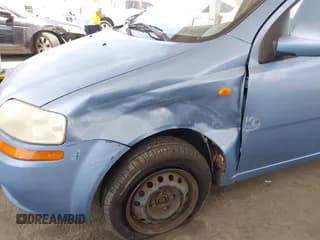 ✅ 2004 Chevrolet Aveo • VIN: KL1TD52684B142257 • Lot: 42781009. Wystawiony na IAAI z przebiegiem 210 303 mil. Bezpłatny archiwum sprzedaży aukcyjnych z USA i szczegółowy raport historii pojazdu na DreamBid. Zdjęcie 6.