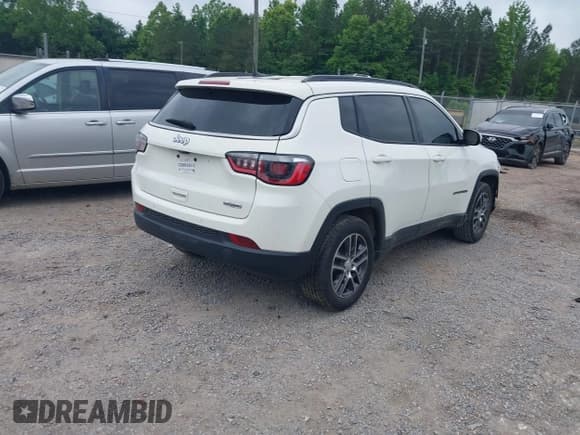 ✅ 2019 Jeep Compass Latitude • VIN: 3C4NJCBBXKT699338 • Лот: 42257672. Опубликован ранее на IAAI с пробегом 102 970 миль. Бесплатный доступ к архиву аукционных продаж из США и подробный отчёт об истории автомобиля на DreamBid. Изображение 4.