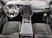 ✅ 2025 GMC Acadia FWD Elevation • VIN: 1GKENKRS3SJ129973 • Лот: 89208175. Опубликован ранее на Copart с пробегом 3 391 миль. Бесплатный доступ к архиву аукционных продаж из США и подробный отчёт об истории автомобиля на DreamBid. Изображение 8.